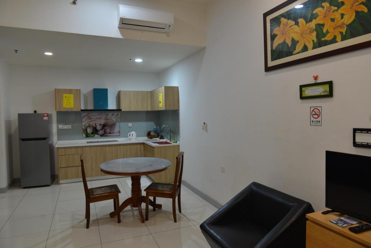 My Daily Homestay - Miri Times Square Экстерьер фото